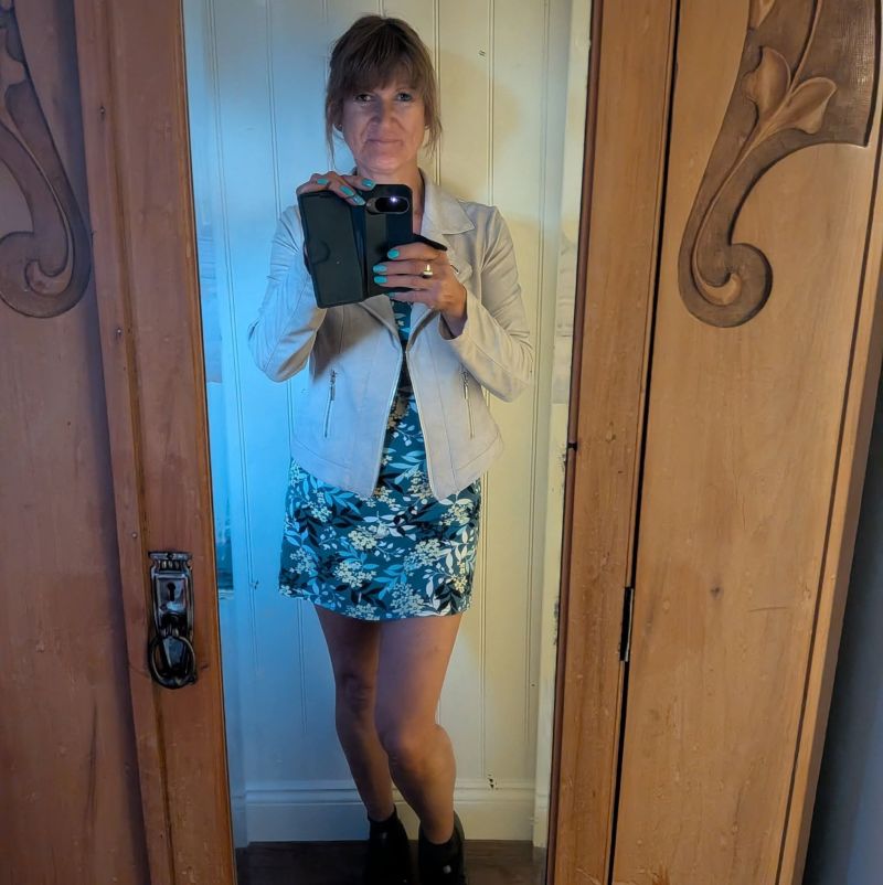 EllaFitzr0y EllaFitzr0y